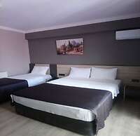 Grand Faik Hotel Çeşme