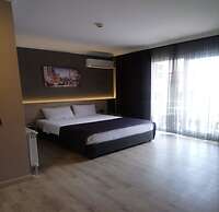 Grand Faik Hotel Çeşme