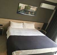 Grand Faik Hotel Çeşme