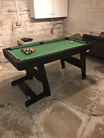 Shakespeare House, Free Parking, Town Centre Location