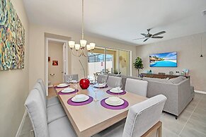 1878 Tropical Palms Circle