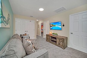 1878 Tropical Palms Circle