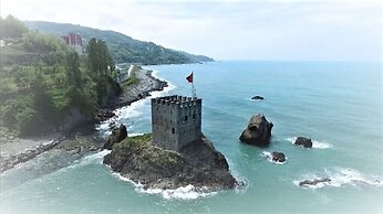 Marina Kizkalesi Hotel