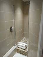 Contractor Mid week bookers