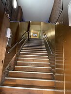 Contractor Mid week bookers