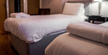 Contractor Mid week bookers