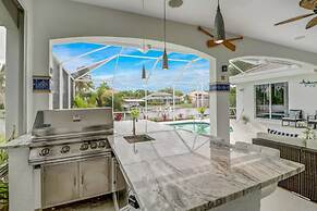 2203 Cape Coral Pkwy W