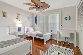 2203 Cape Coral Pkwy W