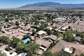 Loba Luna Bed & Breakfast