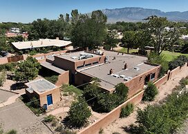 Loba Luna Bed & Breakfast