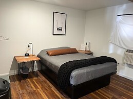 Trailhead Cabins & Lodging