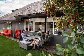 Trailhead Cabins & Lodging