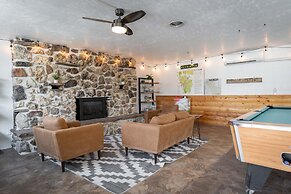 BV Overlook Camp & Lodging