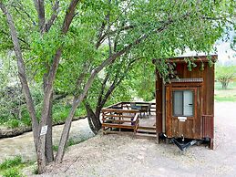 Cedar Creek Lodging & RV Park