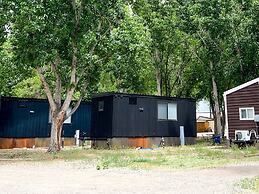 Cedar Creek Lodging & RV Park