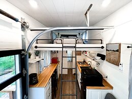 Cedar Creek Lodging & RV Park