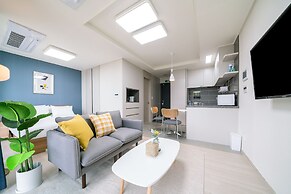 Urbanstay Songdo Moonlight Park