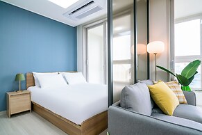 Urbanstay Songdo Moonlight Park