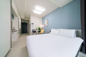 Urbanstay Songdo Moonlight Park