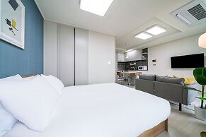 Urbanstay Songdo Moonlight Park