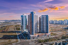 Urbanstay Songdo Moonlight Park