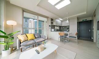 Urbanstay Songdo Moonlight Park