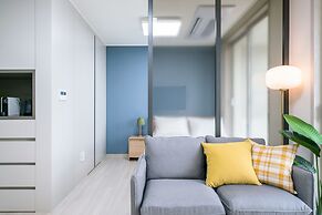 Urbanstay Songdo Moonlight Park