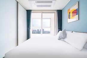 Urbanstay Songdo Moonlight Park