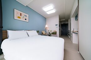 Urbanstay Songdo Moonlight Park