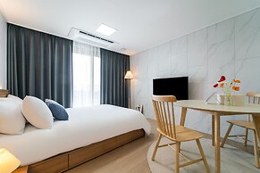 Urbanstay Jeju Airport