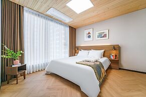 Le collective Busan station