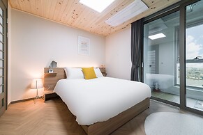 Le collective Busan station