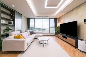 Le collective Busan station