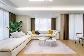 Le collective Busan station