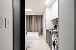 Urban Stay Busan City Hall