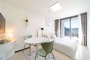 Urban Stay Busan City Hall