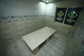 ONYX HOTEL APARTMENTS