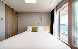Urbanstay Sokcho beach C