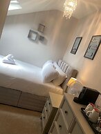 Gregory by the Warren Collection