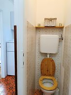 Authentic apt in Stone House, at the top Location