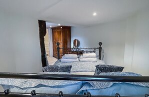 Humbug Cottage