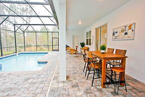 Storey Lake 7 Bedroom With Extra Large Bedrooms! 7 Home by RedAwning