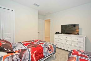 Storey Lake 7 Bedroom With Extra Large Bedrooms! 7 Home by RedAwning