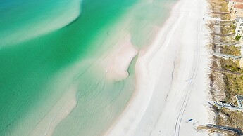 Coastal Nest @ Enclave 602a