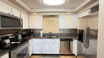 Coastal Nest @ Enclave 602a