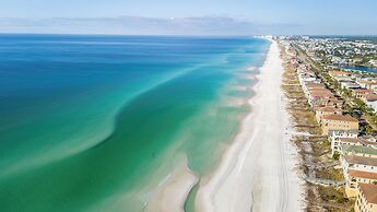 Coastal Nest @ Enclave 602a