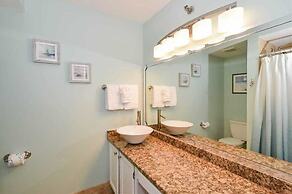 Coastal Nest @ Enclave 602a