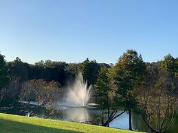 Bahama Bay Community, Pools, Basketball, Natural Trails and More!