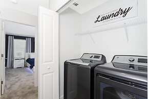 Brand New at Storey Lake Resort, Private Pool, Near Famous Attractions