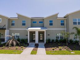 Brand New at Storey Lake Resort, Private Pool, Near Famous Attractions